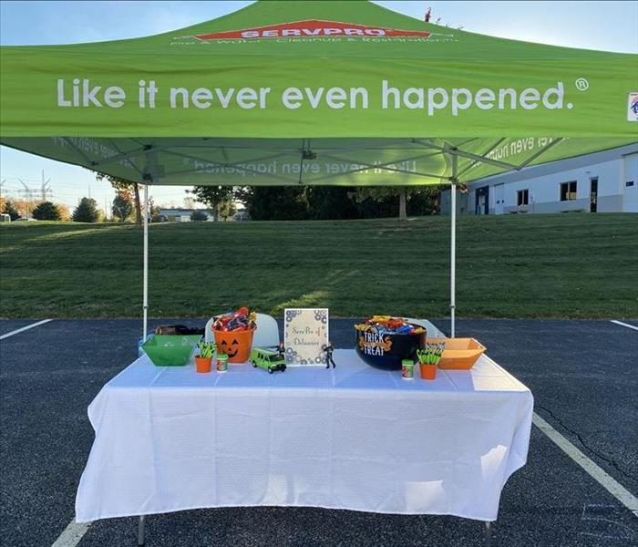 Our SERVPRO table set up for an outdoor event